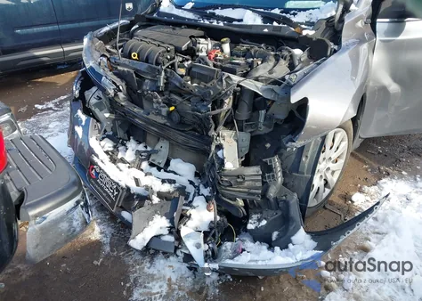 2018 Nissan Sentra S z USA, uszkodzony, nr VIN 3N1AB7AP4JY294788